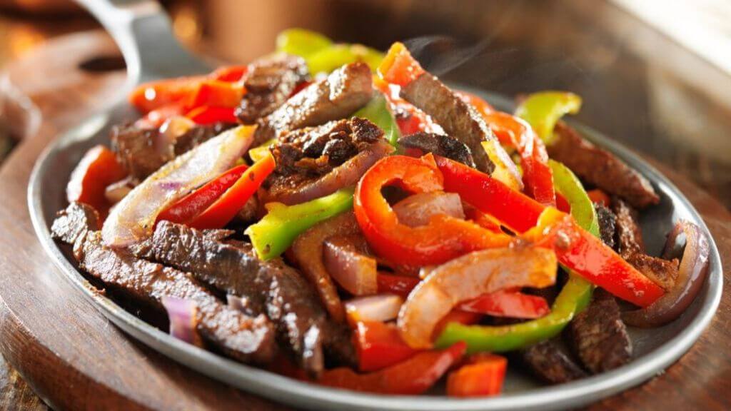 Chili lime steak fajitas