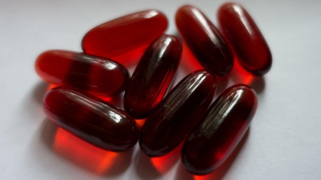 Krill oil capsules