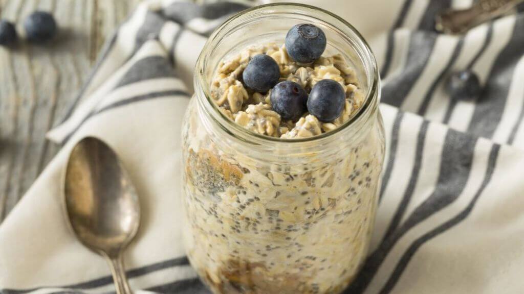 Blueberry oatmeal in a mason jar