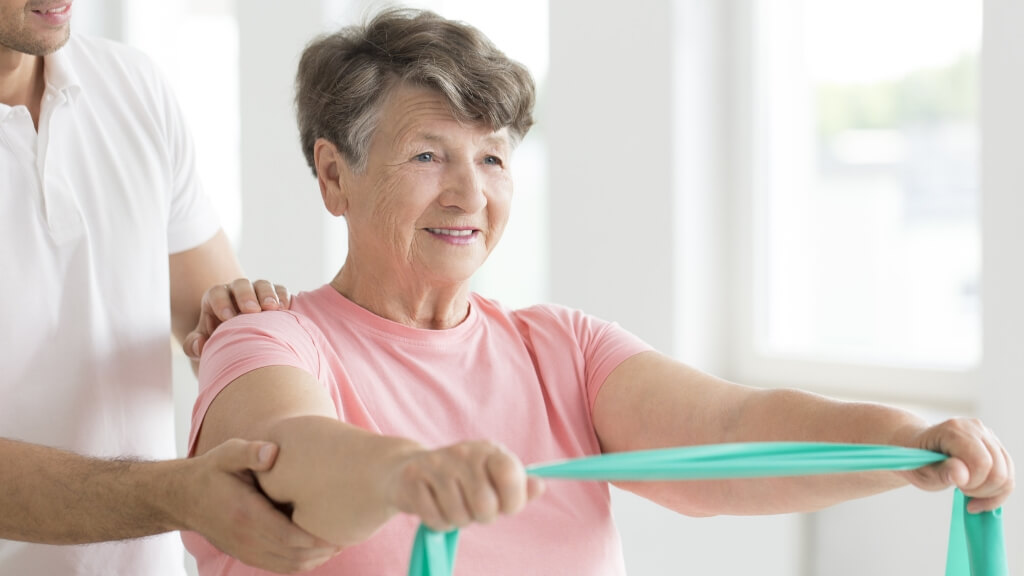 How Resistance Training Once Per Week Benefits Older Adults + Tips ...