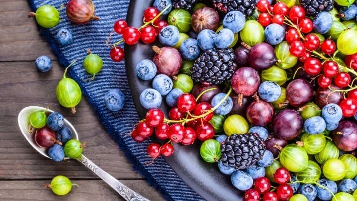 Antioxidant-rich berries