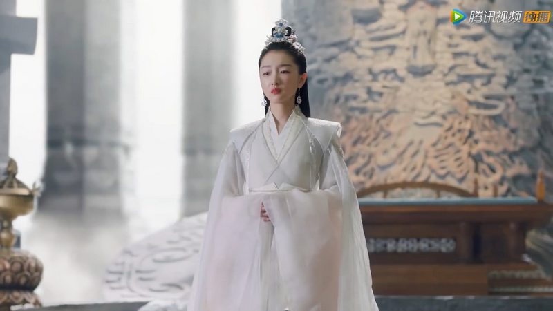 Zhou Dongyu Had to Hide Under Wigs For Half a Year - DramaPanda