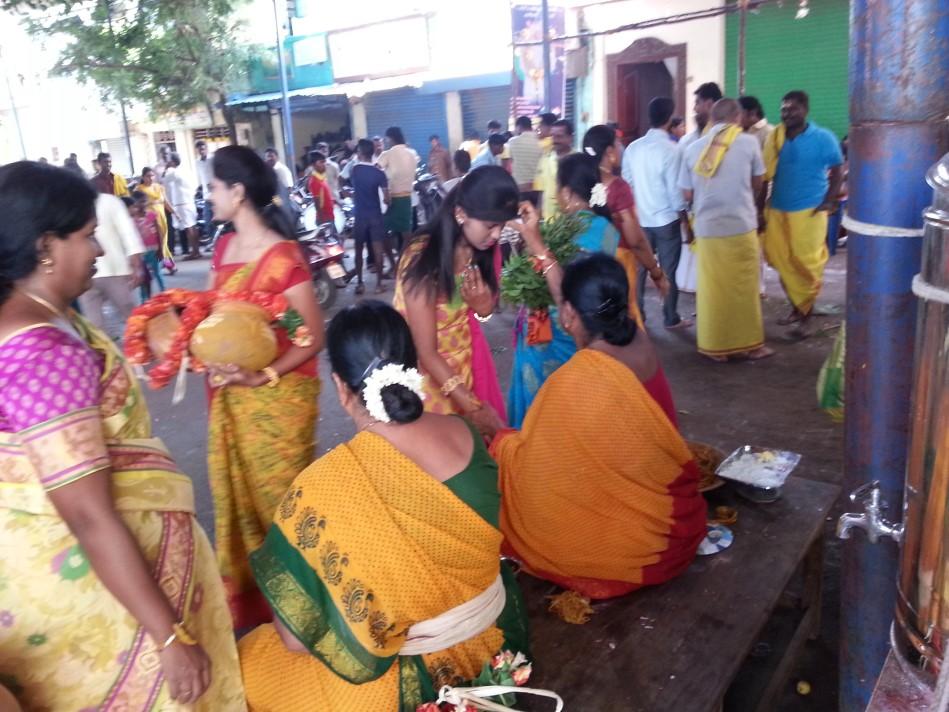 Chennai Border Thottam Manjalkovil Aadi Thiruvila 2015