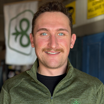 Evan Schoonjans, Sales Associate/Seed Logistic Lead