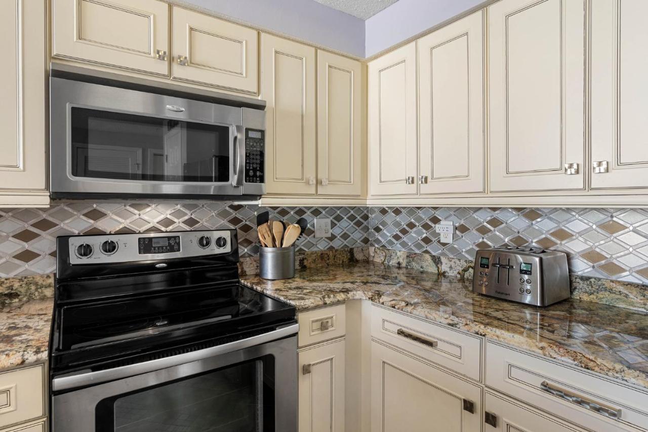 Majestic Memories A Plus Gulf views 2BR, Sleeps 7, Unit 1102b photo 35