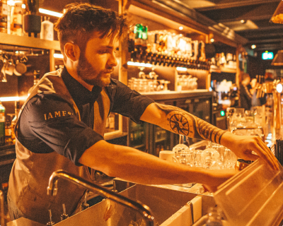 Bartender James in Drachten