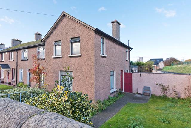 77 Derrynane Gardens, Sandymount, Dublin 4