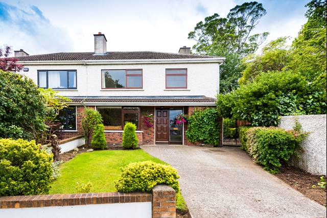 1 Park Drive, Cabinteely, Dublin 18