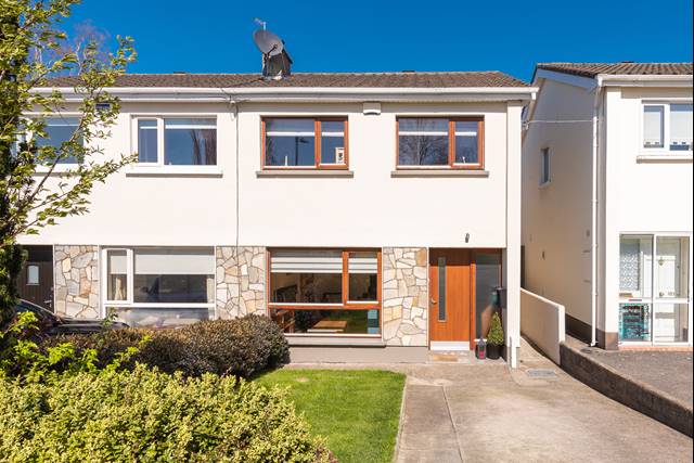 102 Marsham Court, Stillorgan, Co. Dublin