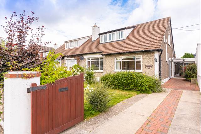 39 Brookville Park, Blackrock, Co. Dublin