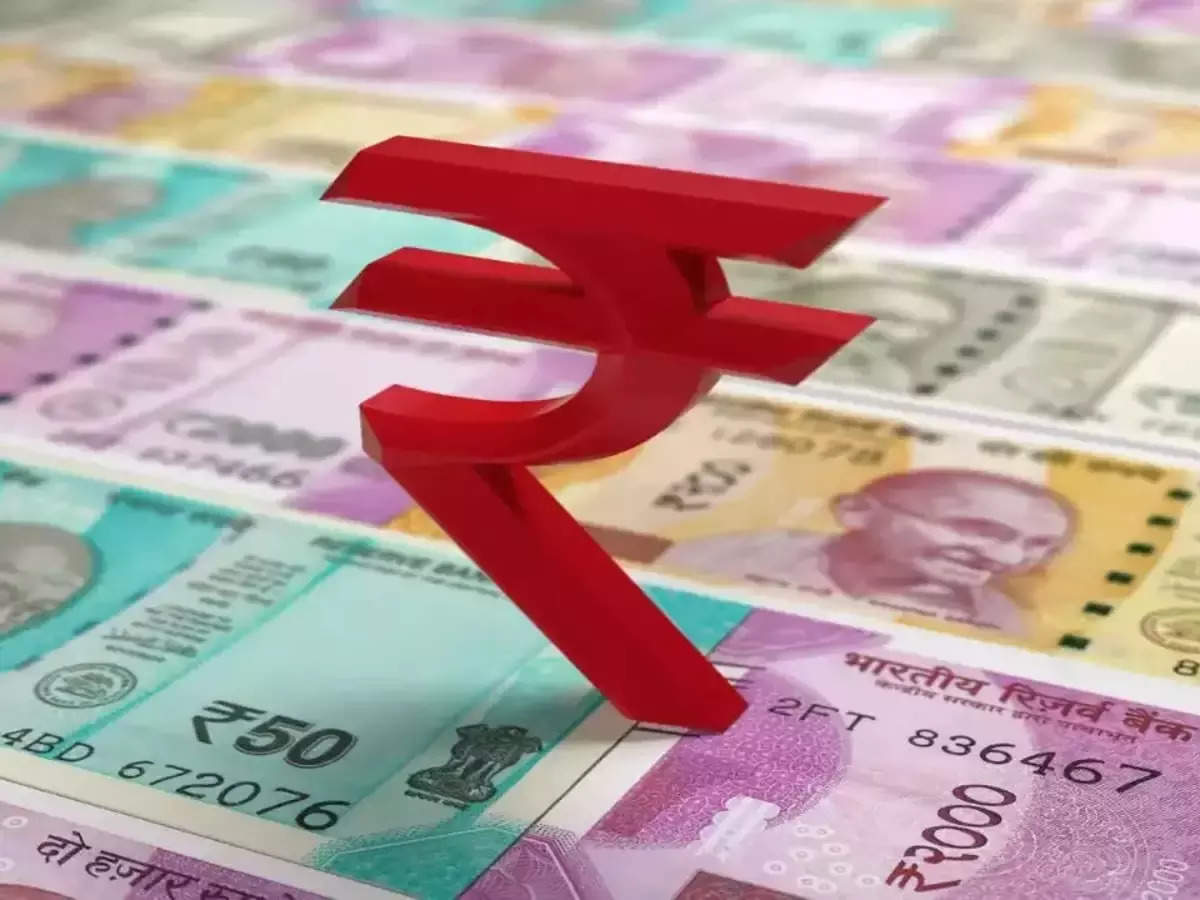 Rupee likely to appreciate as crude oil prices ease Rupee likely to appreciate as crude oil prices ease