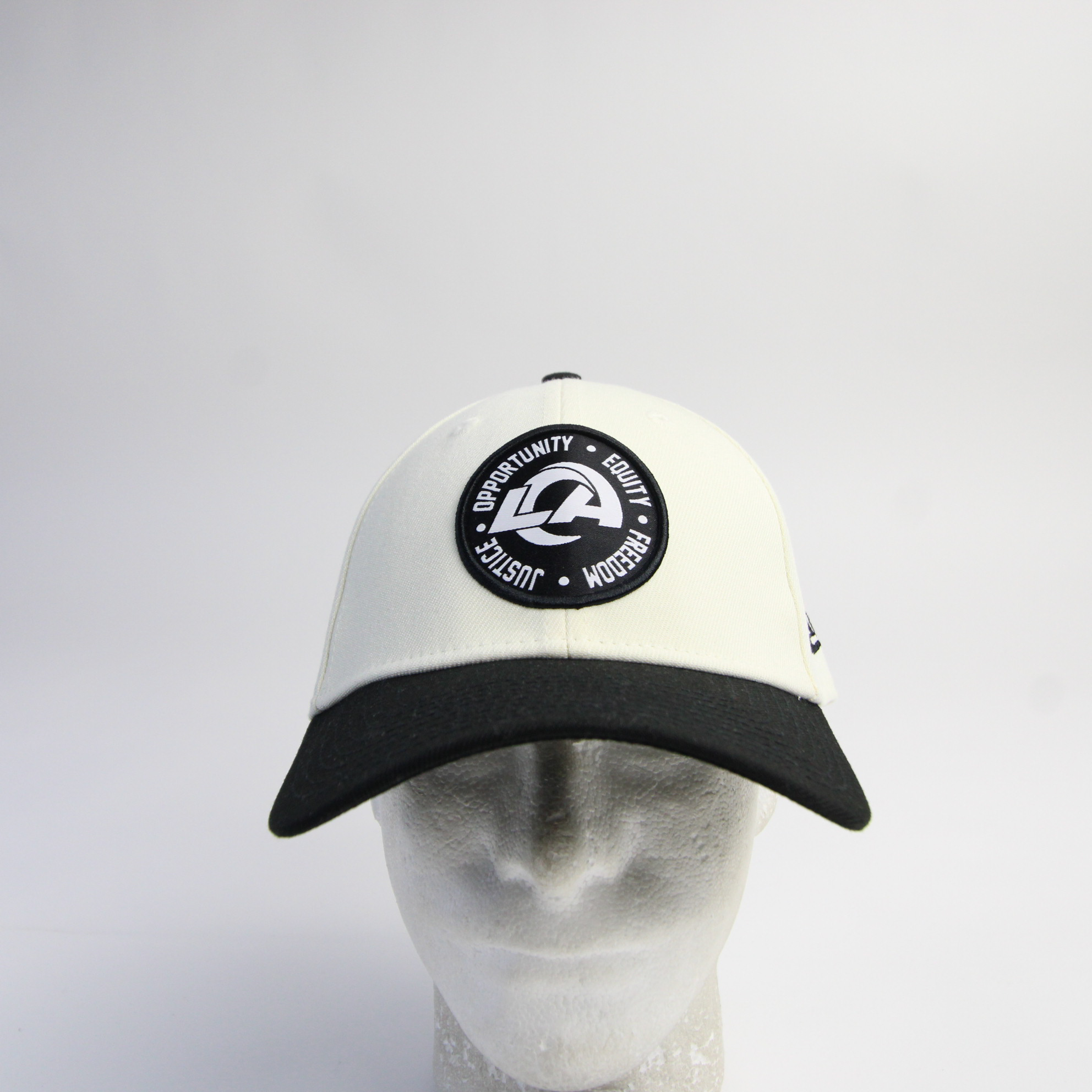 New Era Men's Hat - Cream