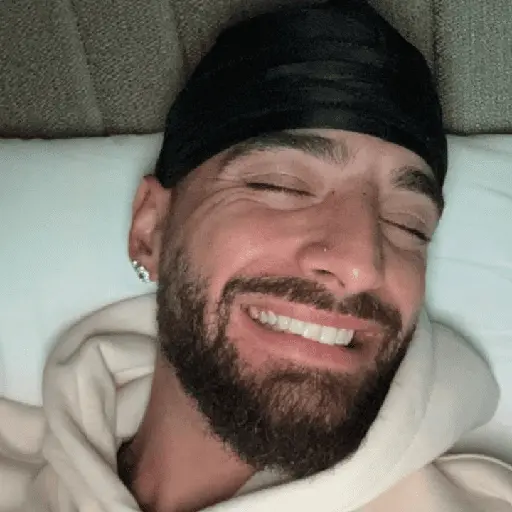 stickers_❀ᮬ🥷⣧_ᩡᩡ_Maluma_!©️Pochis_