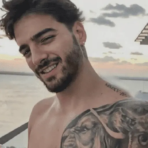 stickers_❀ᮬ🥷⣧_ᩡᩡ_Maluma_!©️Pochis_