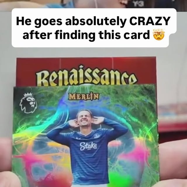 THAT REACTION SAYS IT ALL 🤯🔥 A rare Roy Keane card has just been pulled — and the reaction is absolutely priceless