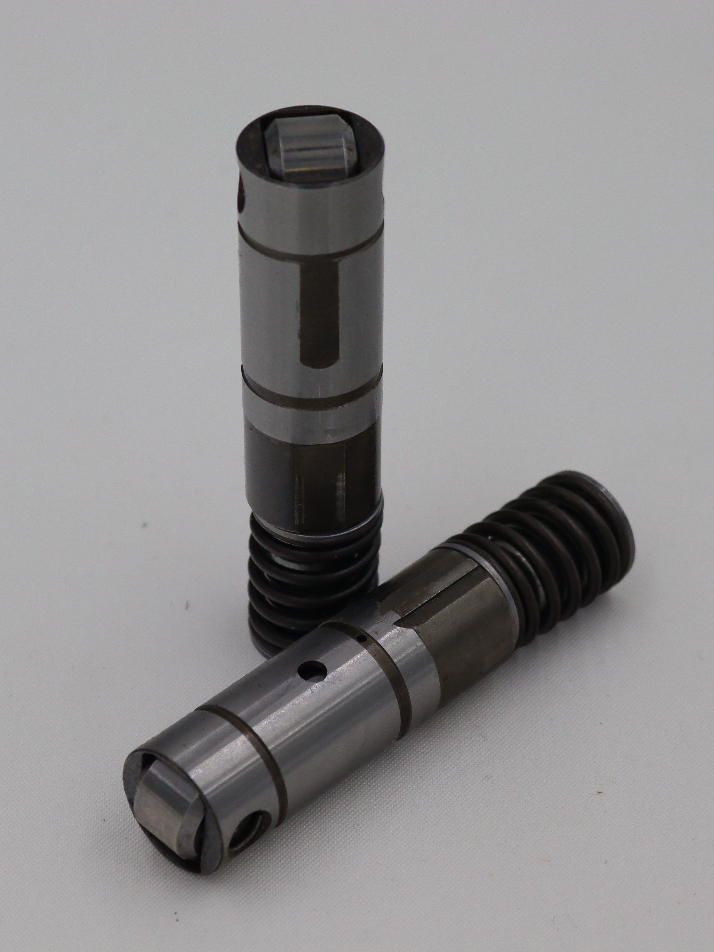 Straub Technologies LS Rear Main Seal Holder w/Seal Straub Technologies LS Rear Main Seal Holder w/Seal