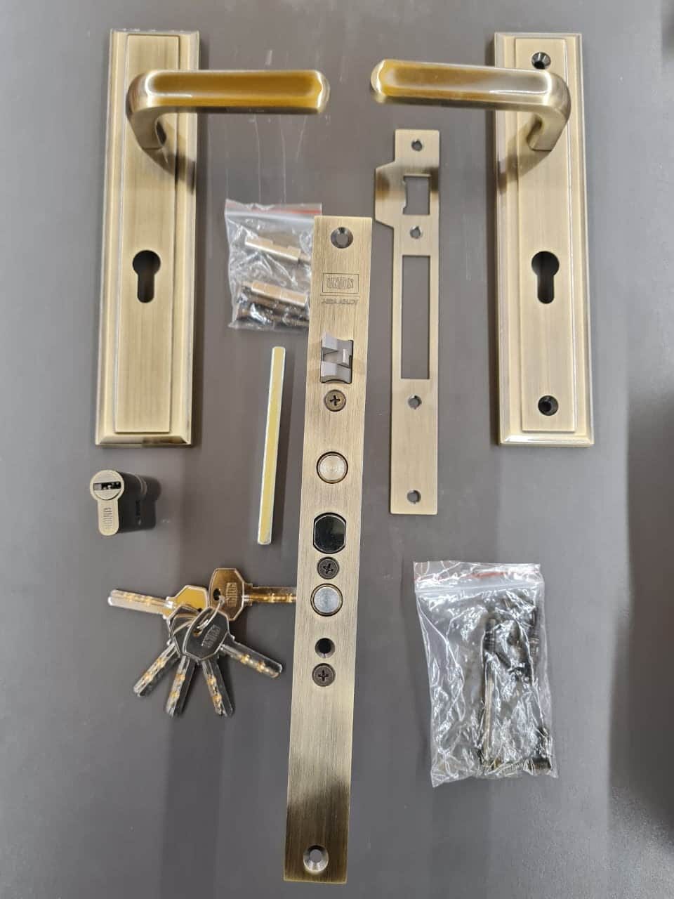 m/point m/bolt lockset ssteel LS-3303-SN