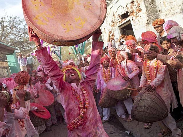 Holi Special Non Film Folk Songs To Set Your Mood Aawaz English Podcast Listen On Aawaz Com