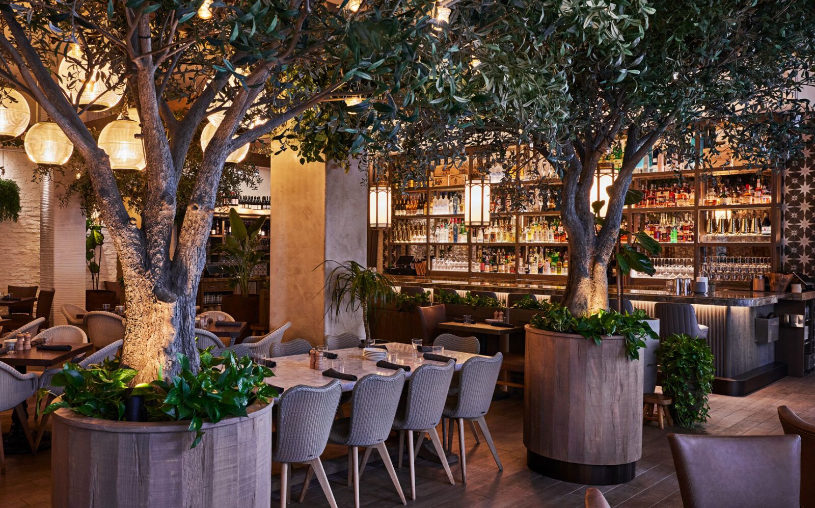 Where to stay, shop and dine in Bal Harbour, Miami.com