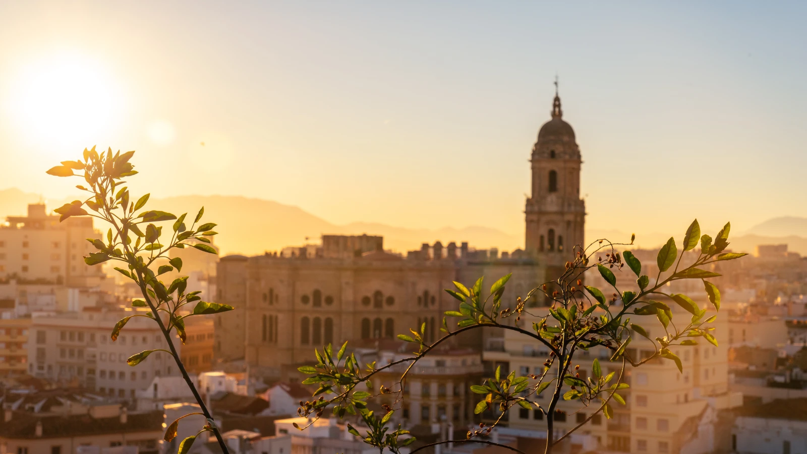 Málaga as a smart city of the future: technologies, electric transport, and innovations — Abarzo Journal (2 of 2)
