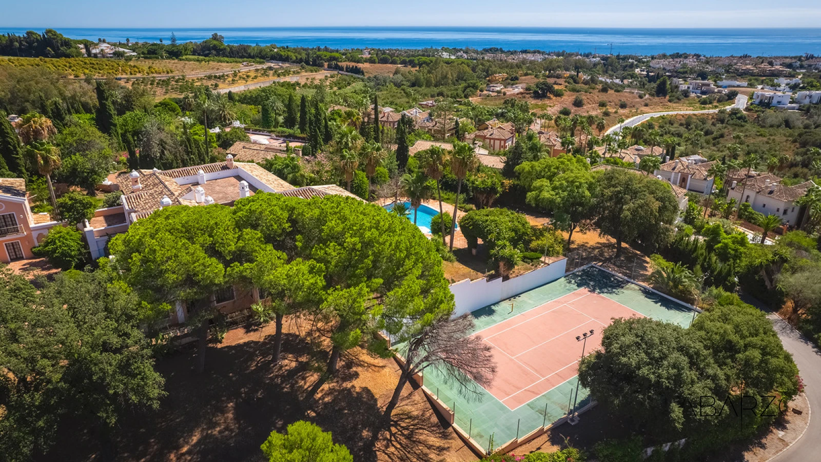Mediterranean Estate with Sea and Mountain Views near Sierra Blanca, Marbella — interior, Golden Mile, Marbella (36 of 49)