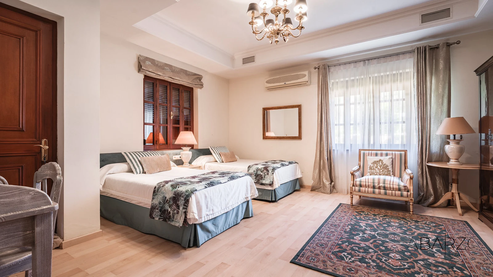 Mediterranean Estate with Sea and Mountain Views near Sierra Blanca, Marbella — interior, Golden Mile, Marbella (11 of 49)