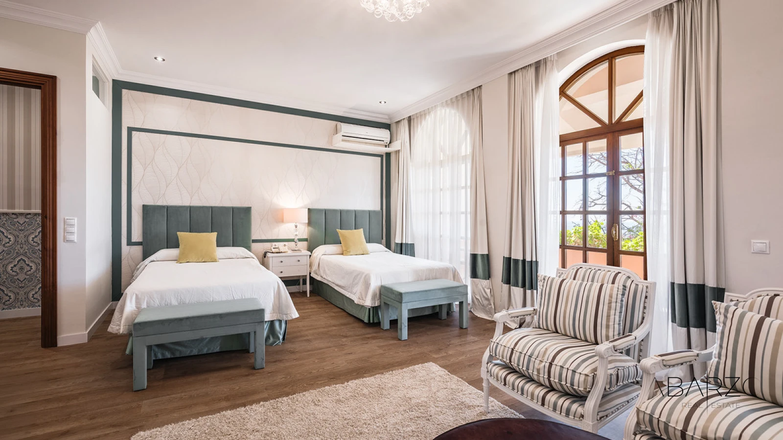 Mediterranean Estate with Sea and Mountain Views near Sierra Blanca, Marbella — interior, Golden Mile, Marbella (13 of 49)
