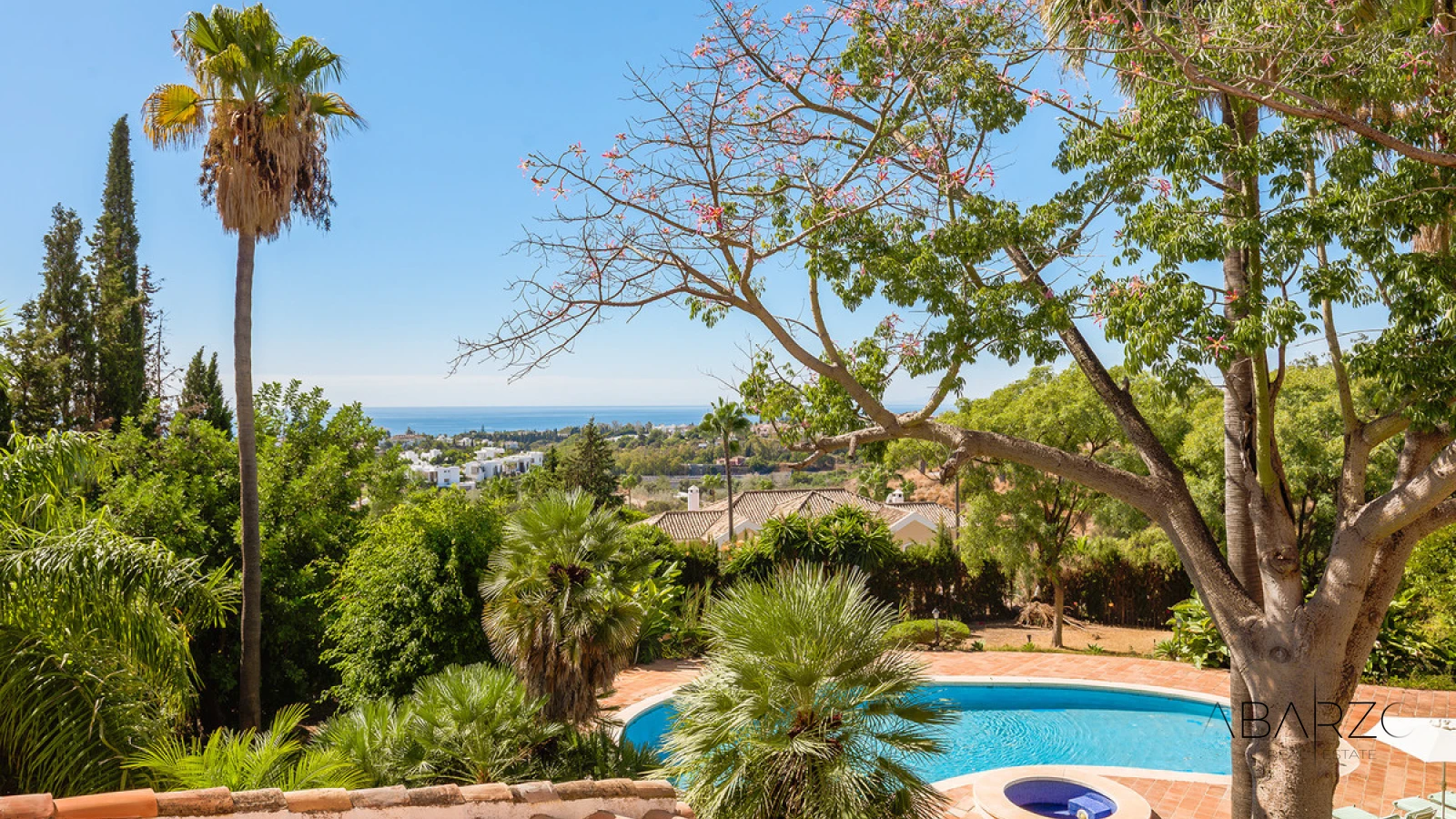 Mediterranean Estate with Sea and Mountain Views near Sierra Blanca, Marbella — interior, Golden Mile, Marbella (18 of 49)