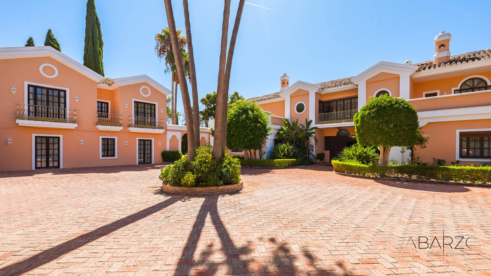 Mediterranean Estate with Sea and Mountain Views near Sierra Blanca, Marbella — interior, Golden Mile, Marbella (46 of 49)