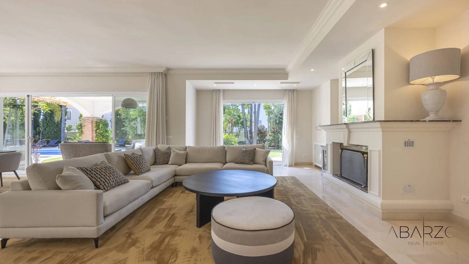Prestigious Andalusian Villa in La Reserva de La Quinta with Frontline Golf and Heated Pool — interior, La Quinta, Benahavís (7 of 49)