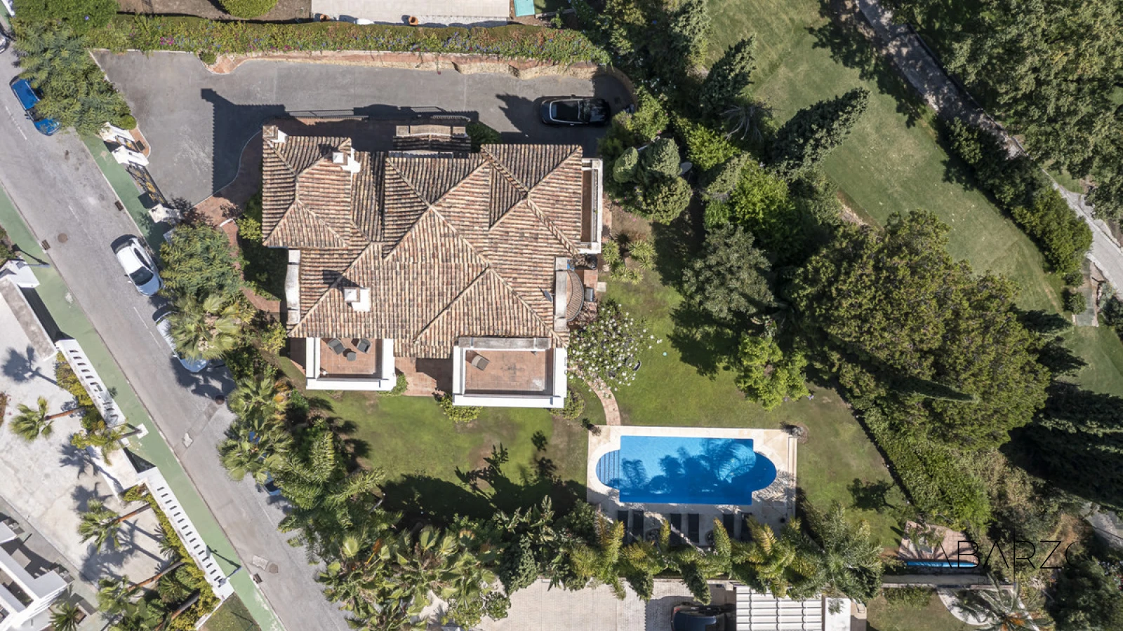 Prestigious Andalusian Villa in La Reserva de La Quinta with Frontline Golf and Heated Pool — interior, La Quinta, Benahavís (49 of 49)