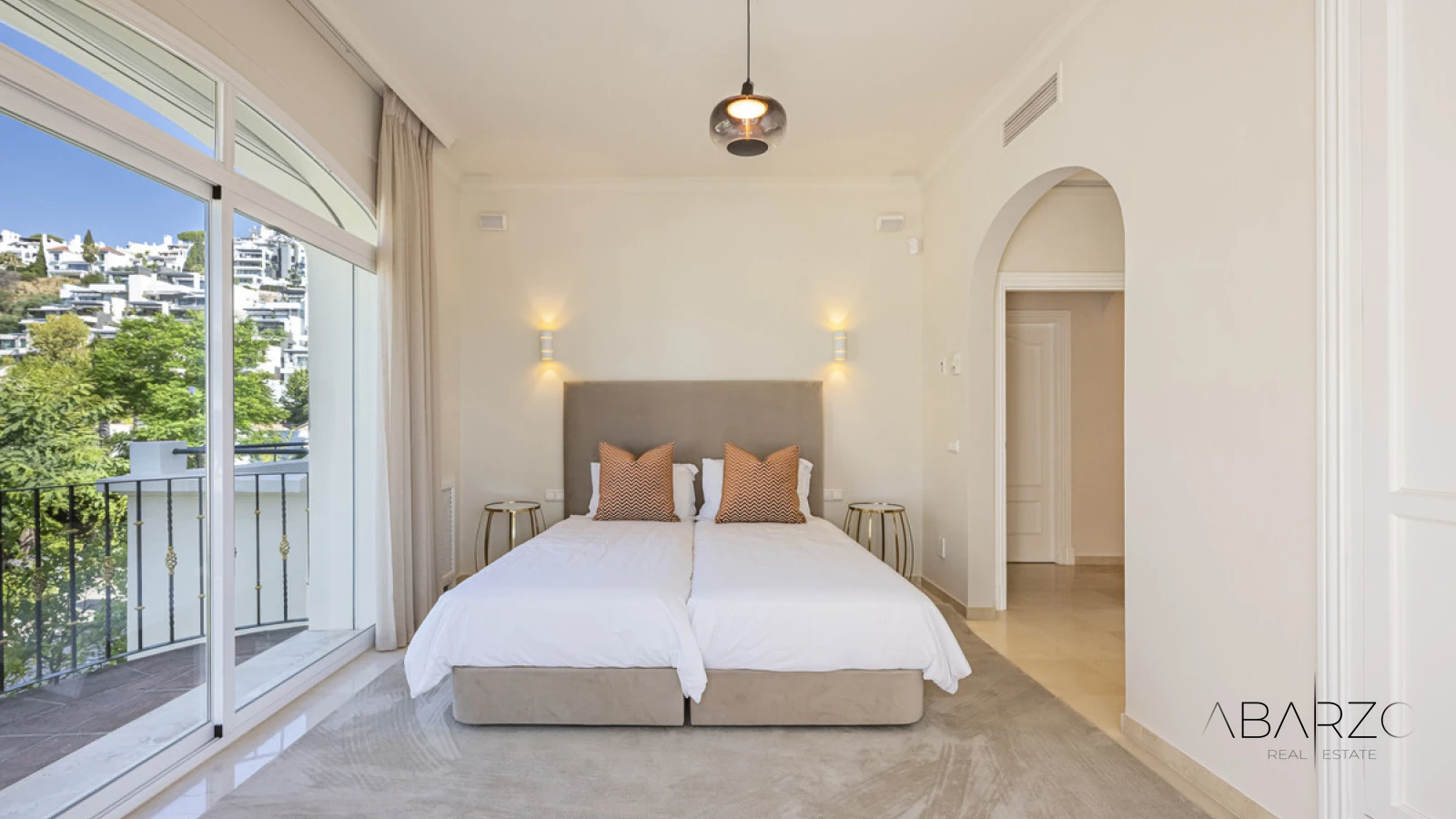 Prestigious Andalusian Villa in La Reserva de La Quinta with Frontline Golf and Heated Pool — interior, La Quinta, Benahavís (28 of 49)