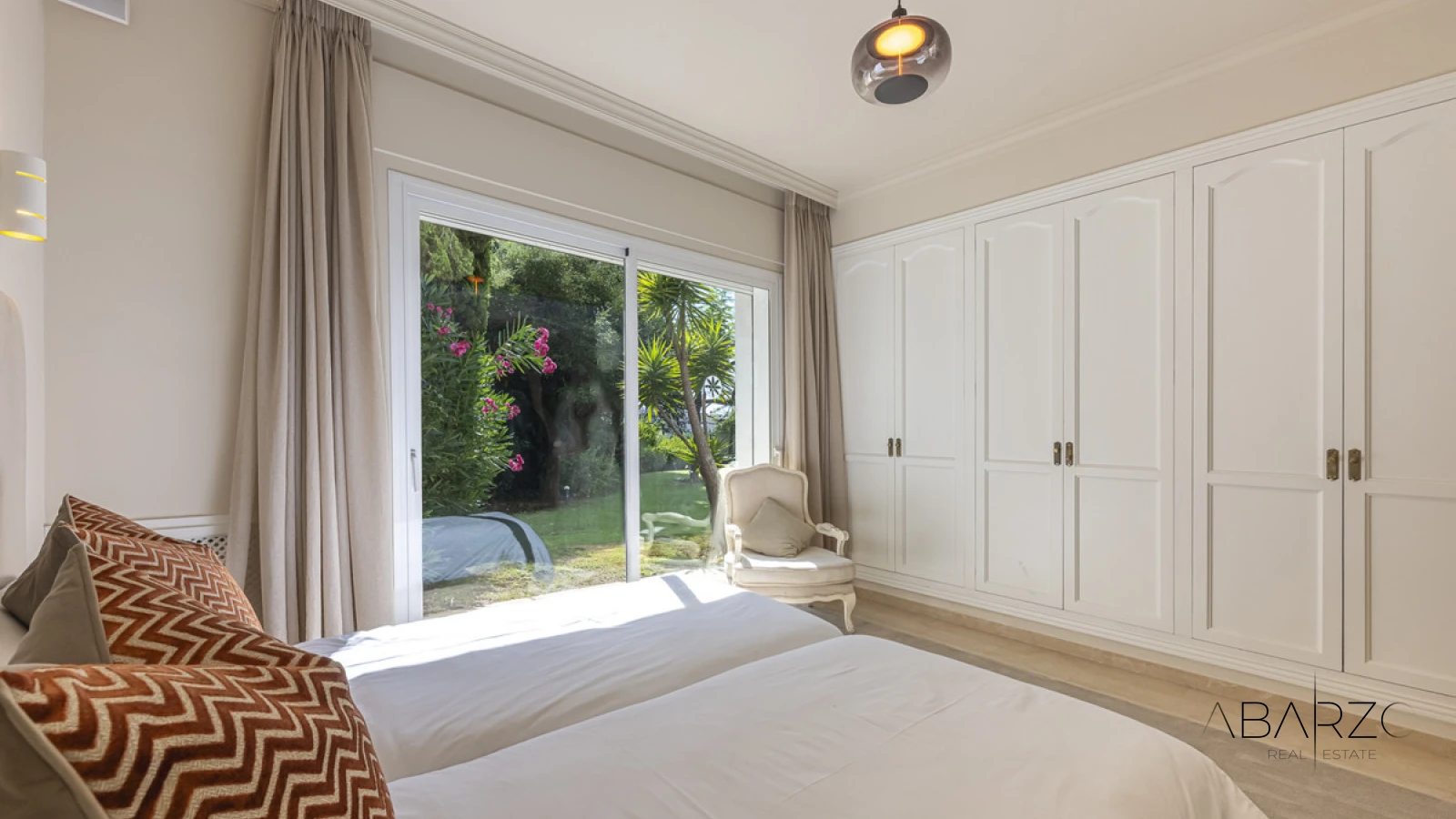 Prestigious Andalusian Villa in La Reserva de La Quinta with Frontline Golf and Heated Pool — interior, La Quinta, Benahavís (32 of 49)