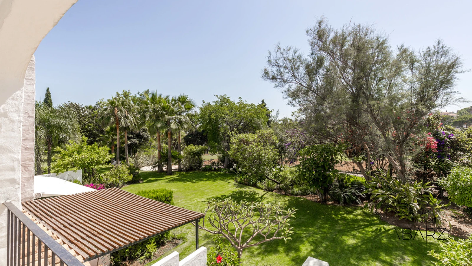 Frontline Golf Townhouse in Peñablanca, Nueva Andalucía with Terrace and Garden — interior, Nueva Andalucía, Marbella (12 of 20)