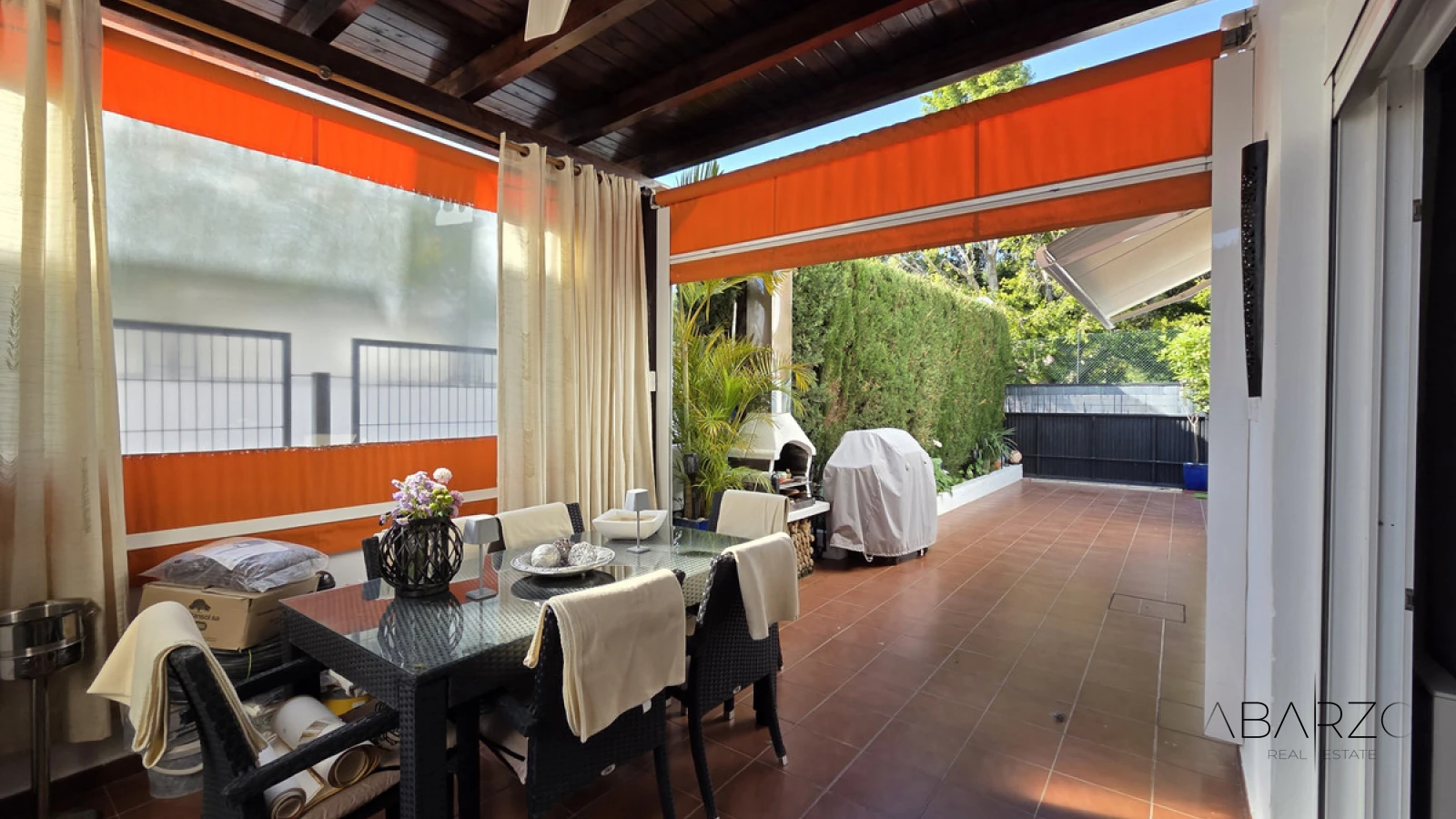 Corner townhouse in Nagüeles, Marbella with sea views and private garden — interior, Golden Mile, Marbella (3 of 49)