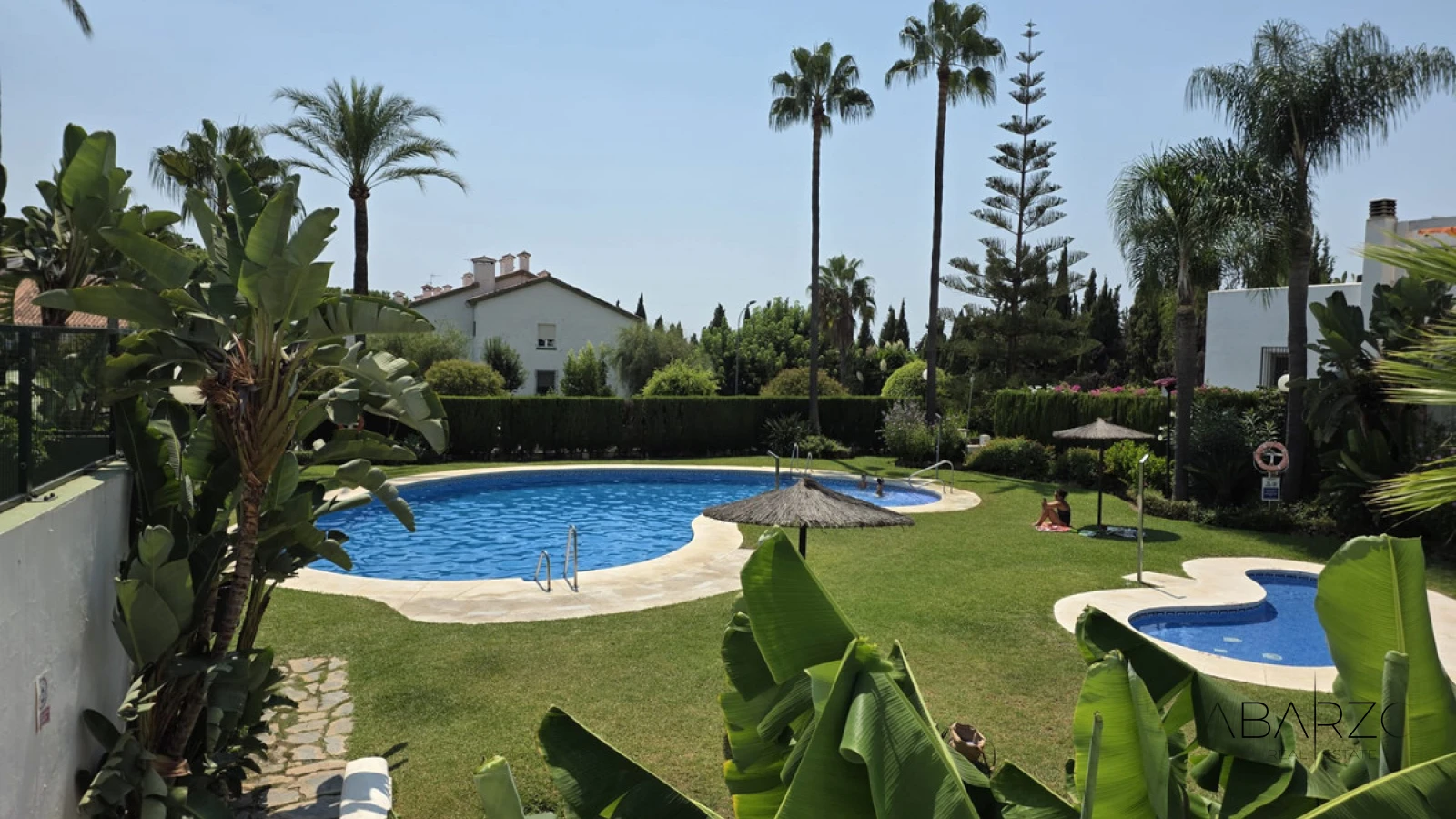 Corner townhouse in Nagüeles, Marbella with sea views and private garden — interior, Golden Mile, Marbella (46 of 49)