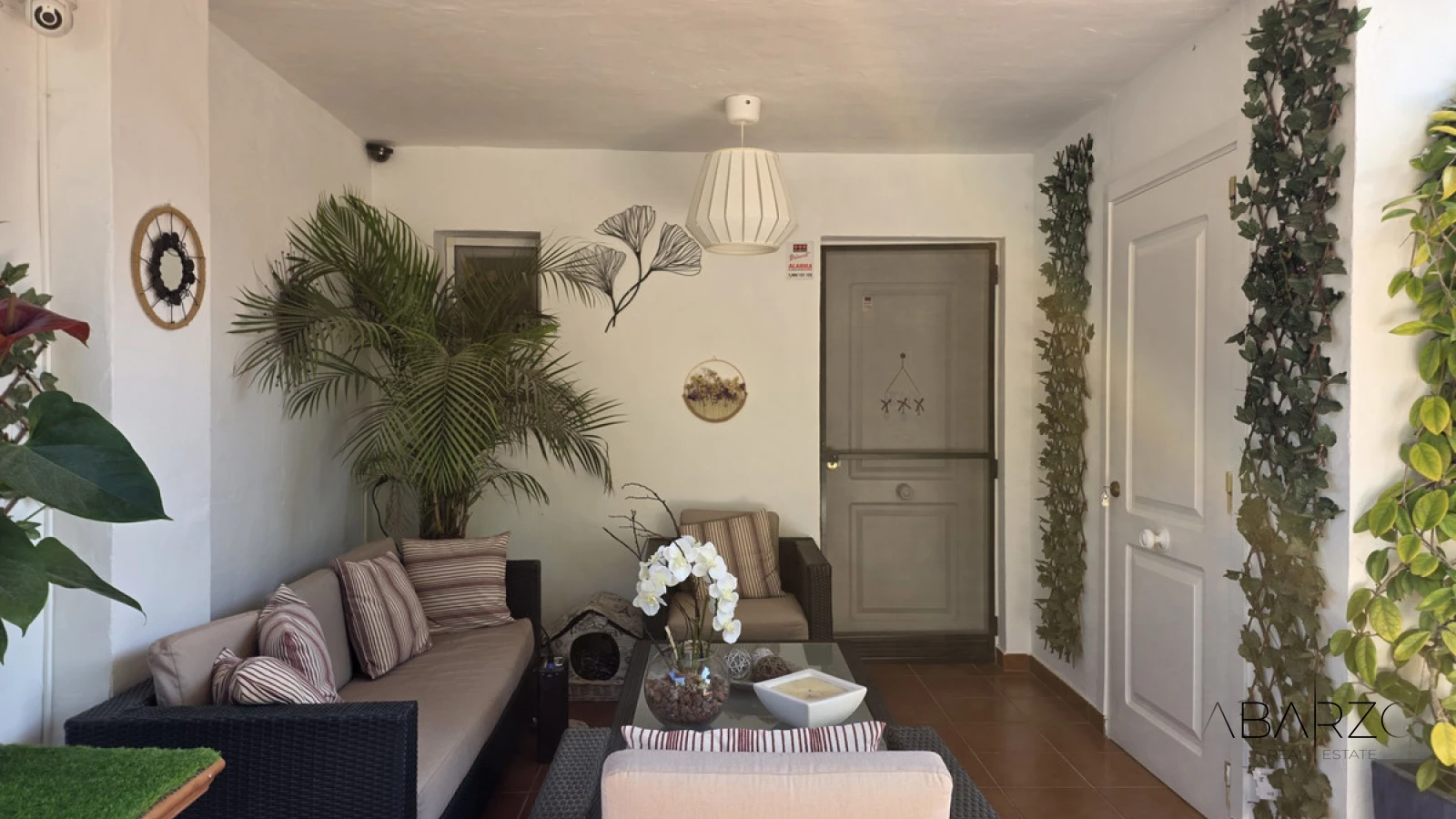 Corner townhouse in Nagüeles, Marbella with sea views and private garden — interior, Golden Mile, Marbella (40 of 49)