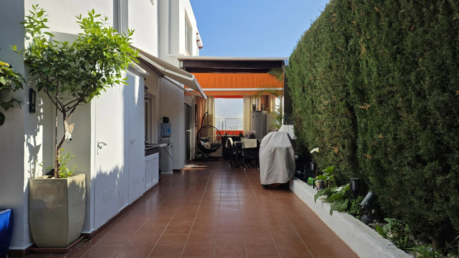 Corner townhouse in Nagüeles, Marbella with sea views and private garden — interior, Golden Mile, Marbella (41 of 49)