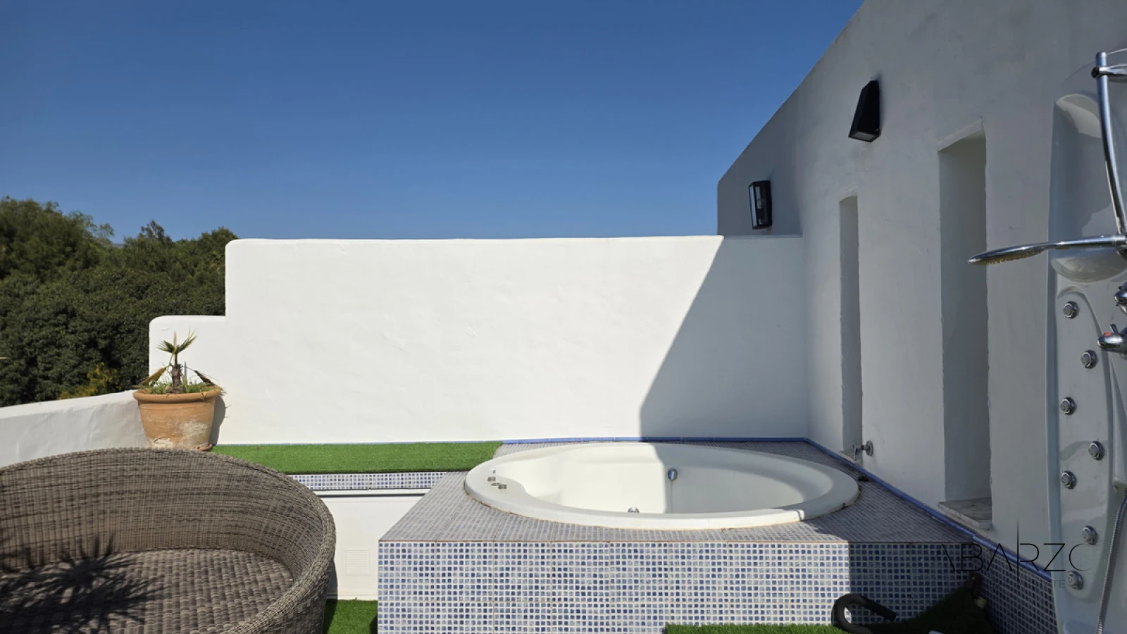 Corner townhouse in Nagüeles, Marbella with sea views and private garden — interior, Golden Mile, Marbella (15 of 49)