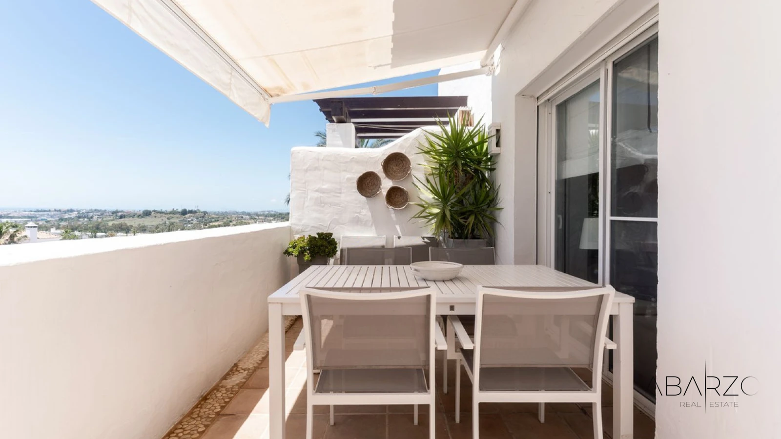 Penthouse with panoramic sea views in La Quinta Village, Nueva Andalucía — interior, La Quinta, Benahavís (6 of 20)
