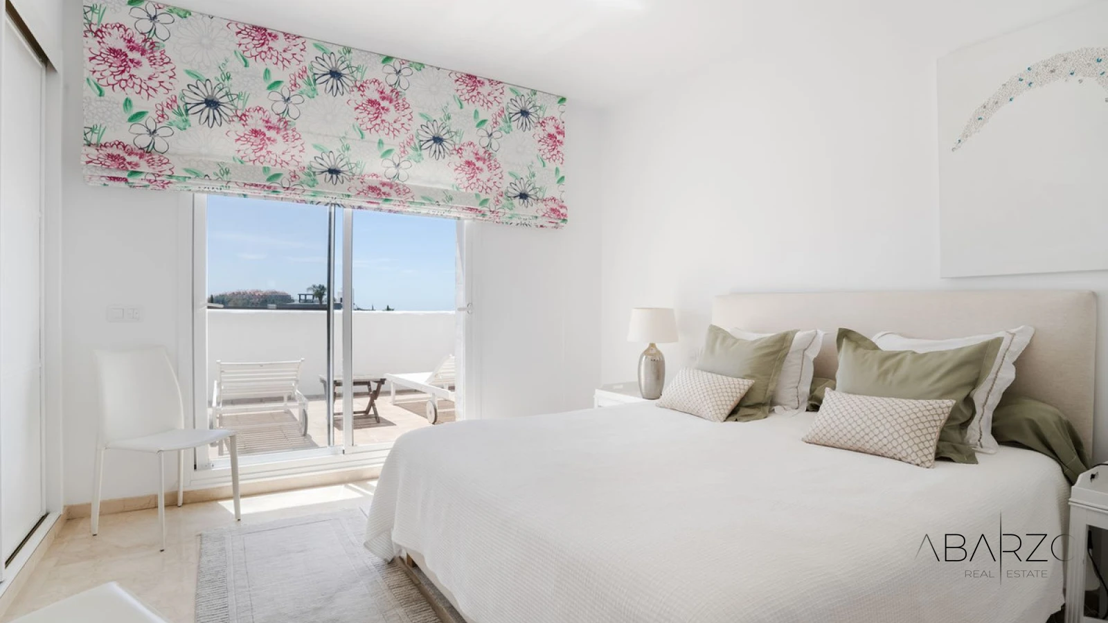 Penthouse with panoramic sea views in La Quinta Village, Nueva Andalucía — interior, La Quinta, Benahavís (13 of 20)