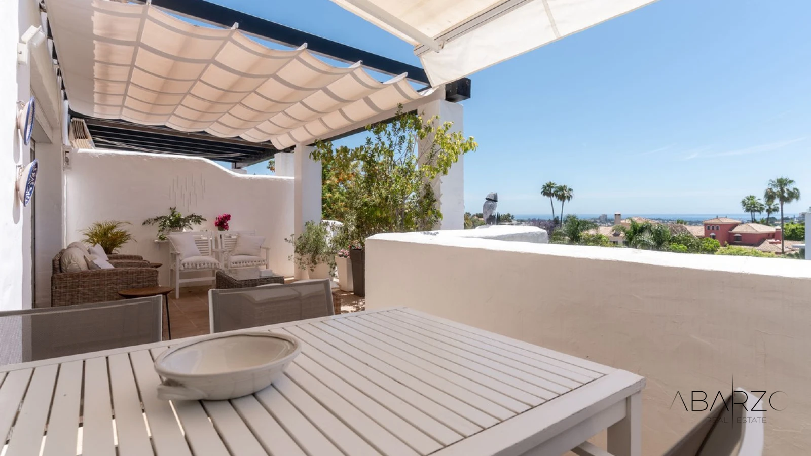 Penthouse with panoramic sea views in La Quinta Village, Nueva Andalucía — interior, La Quinta, Benahavís (2 of 20)