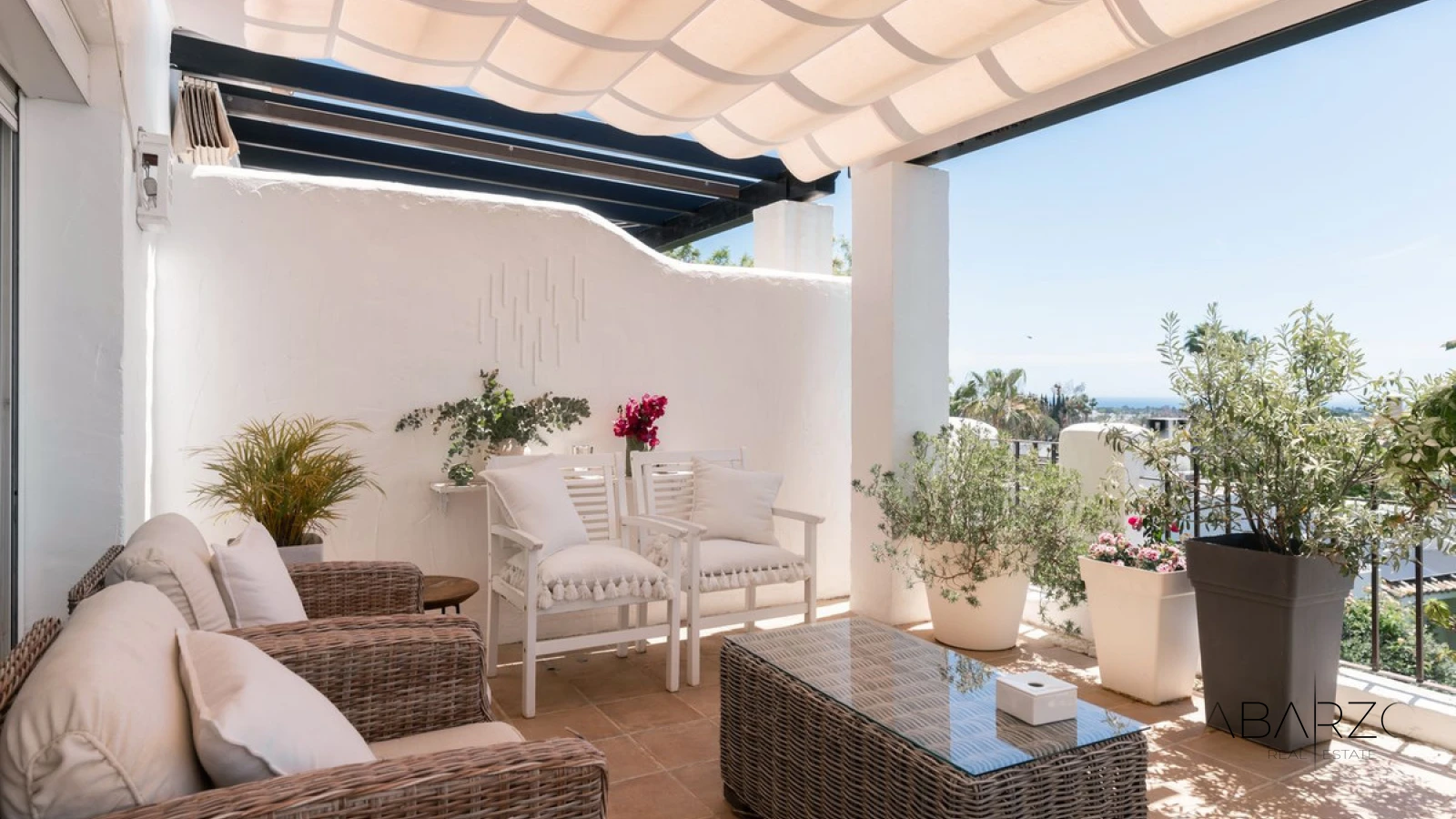 Penthouse with panoramic sea views in La Quinta Village, Nueva Andalucía — interior, La Quinta, Benahavís (5 of 20)