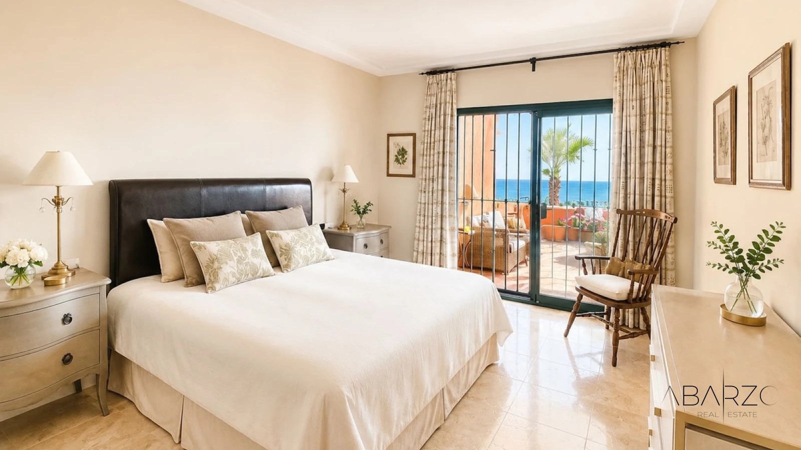 Penthouse with 3 bedrooms in Marbella El Lagar del Rosario with sea and golf course views — interior, Marbella East, Marbella (11 of 18)