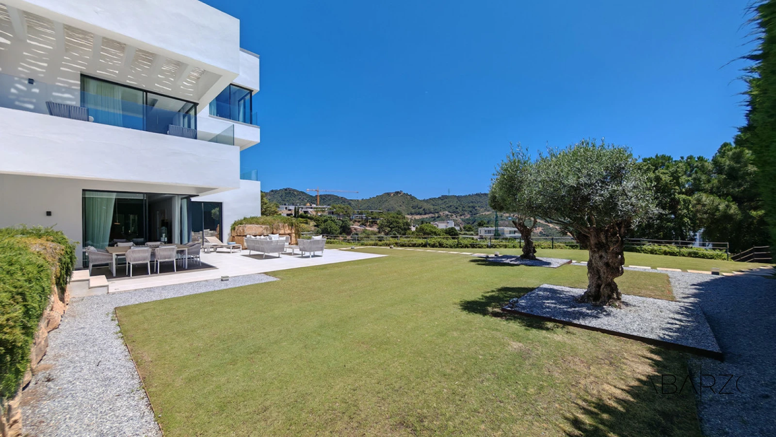Villa for sale in Benahavis with private pool and sea views — interior, Monte Mayor, Benahavís (36 of 49)