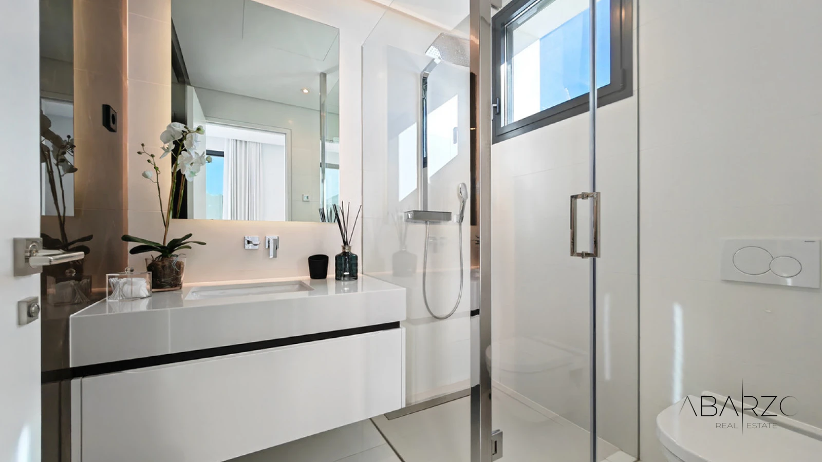 Villa for sale in Benahavis with private pool and sea views — interior, Monte Mayor, Benahavís (21 of 49)