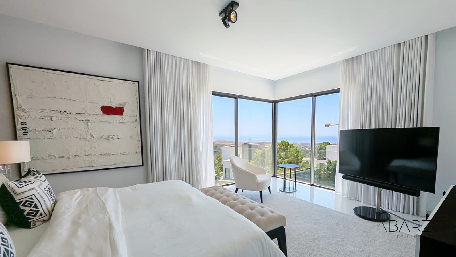 Villa for sale in Benahavis with private pool and sea views — interior, Monte Mayor, Benahavís (14 of 49)