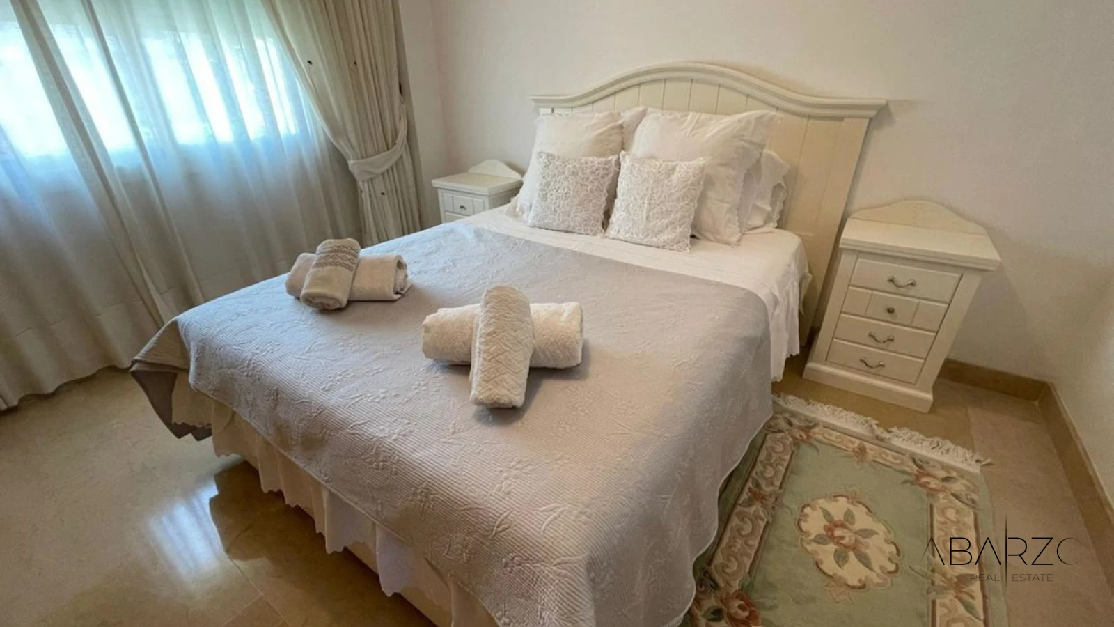 Apartment on Marbella's Golden Mile with Sea Views and Pool Access — interior, Golden Mile, Marbella (10 of 12)