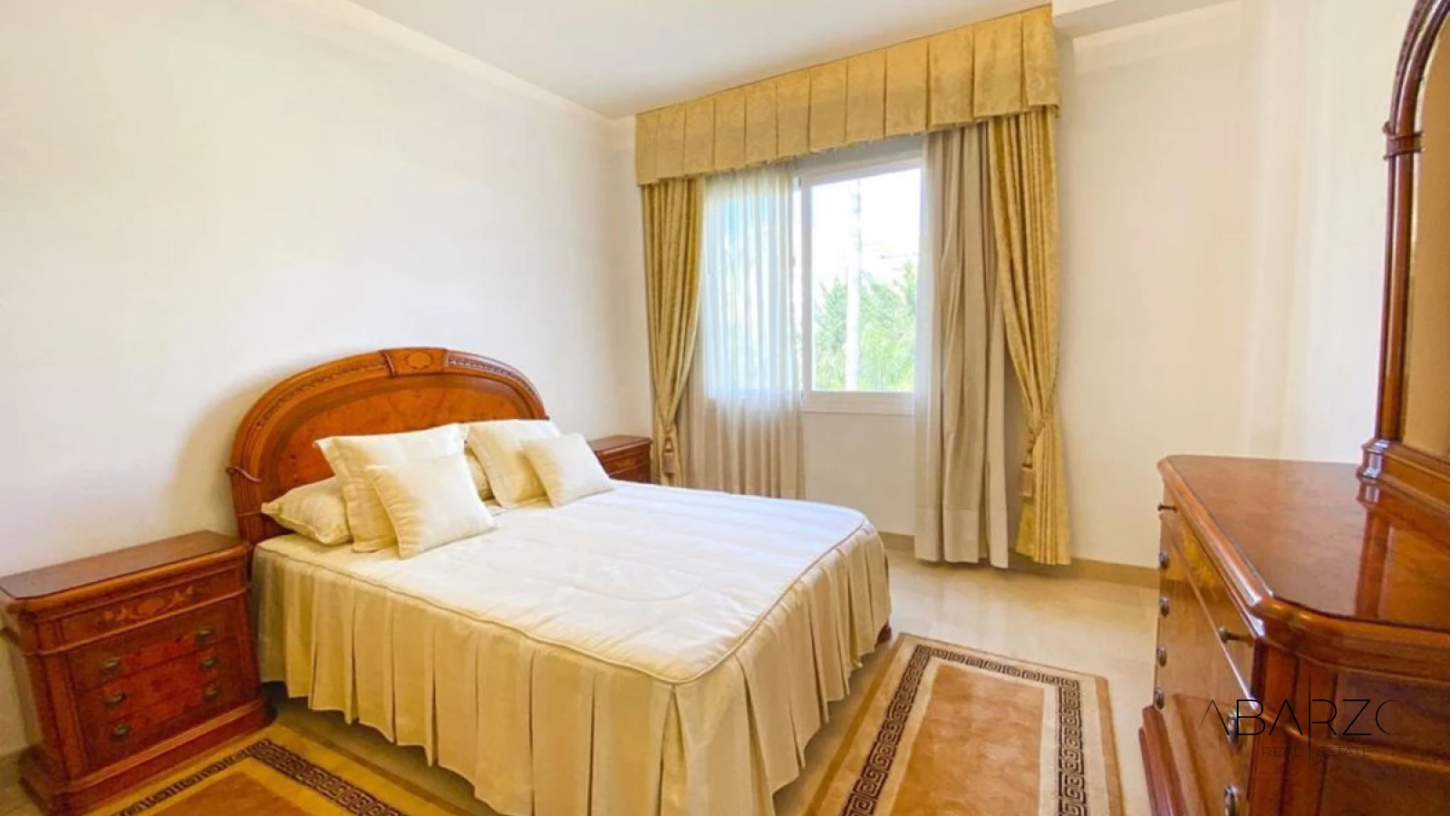Apartment on Marbella's Golden Mile with Sea Views and Pool Access — interior, Golden Mile, Marbella (7 of 12)