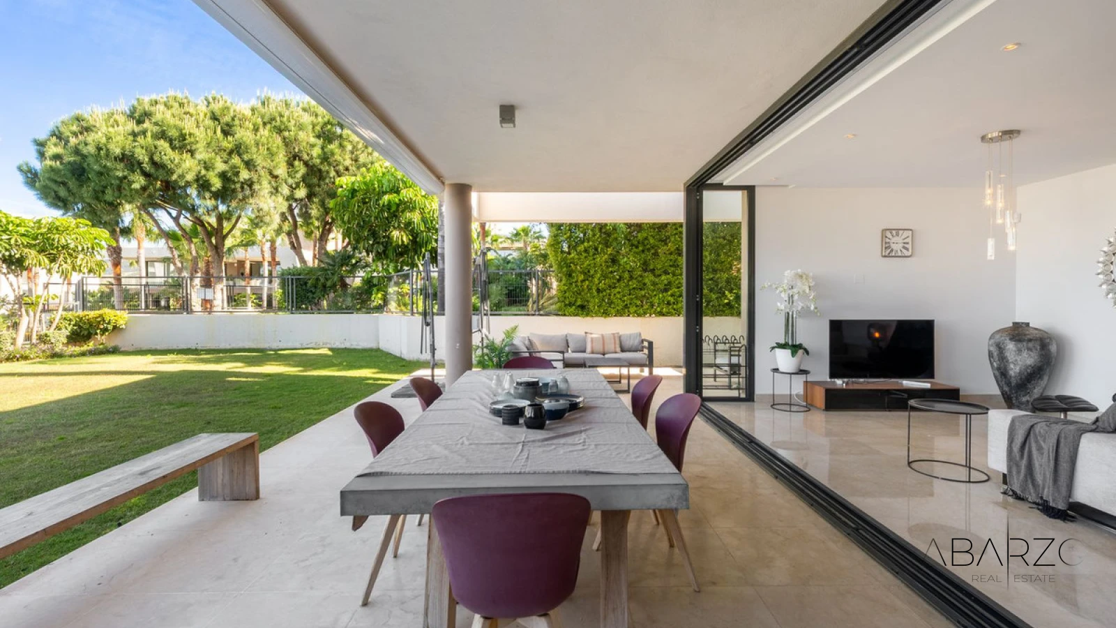 Spacious 3-Bedroom Ground Floor Apartment with Garden in Cabopino — interior, Marbella East, Marbella (26 of 48)